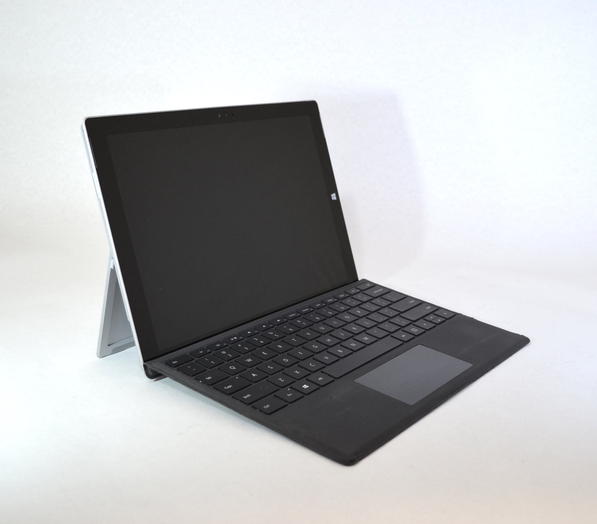 Microsoft Surface Pro3 1631 8G 256 2021付 Amazon.com : Microsoft Surface Pro 3 Tablet (1631) Silver