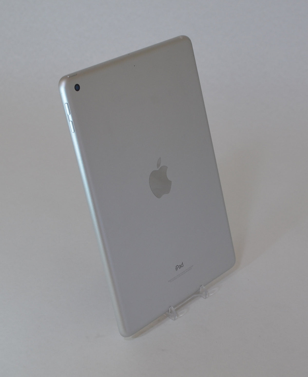 Apple iPad 5 A1822 32GB Silver Cosmetic