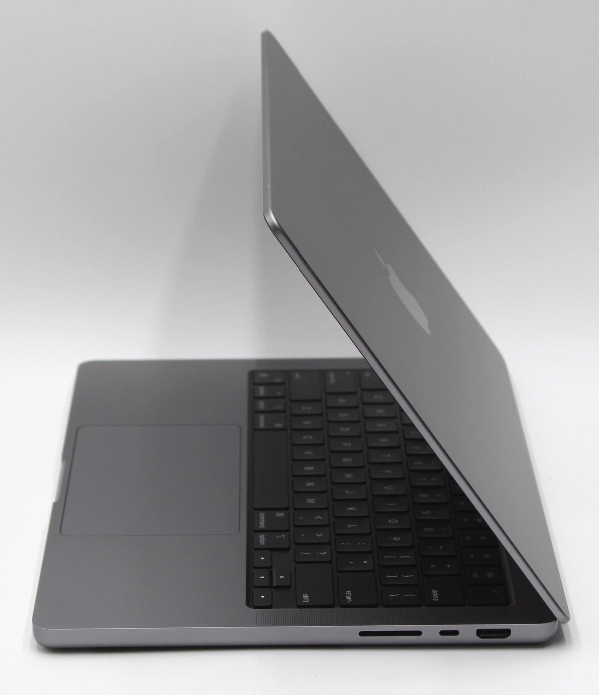 Apple MacBook Pro A2442 M1 Pro Chip 32GB RAM 1TB SSD Tahoe O.S. 2021 - B (Space Gray)