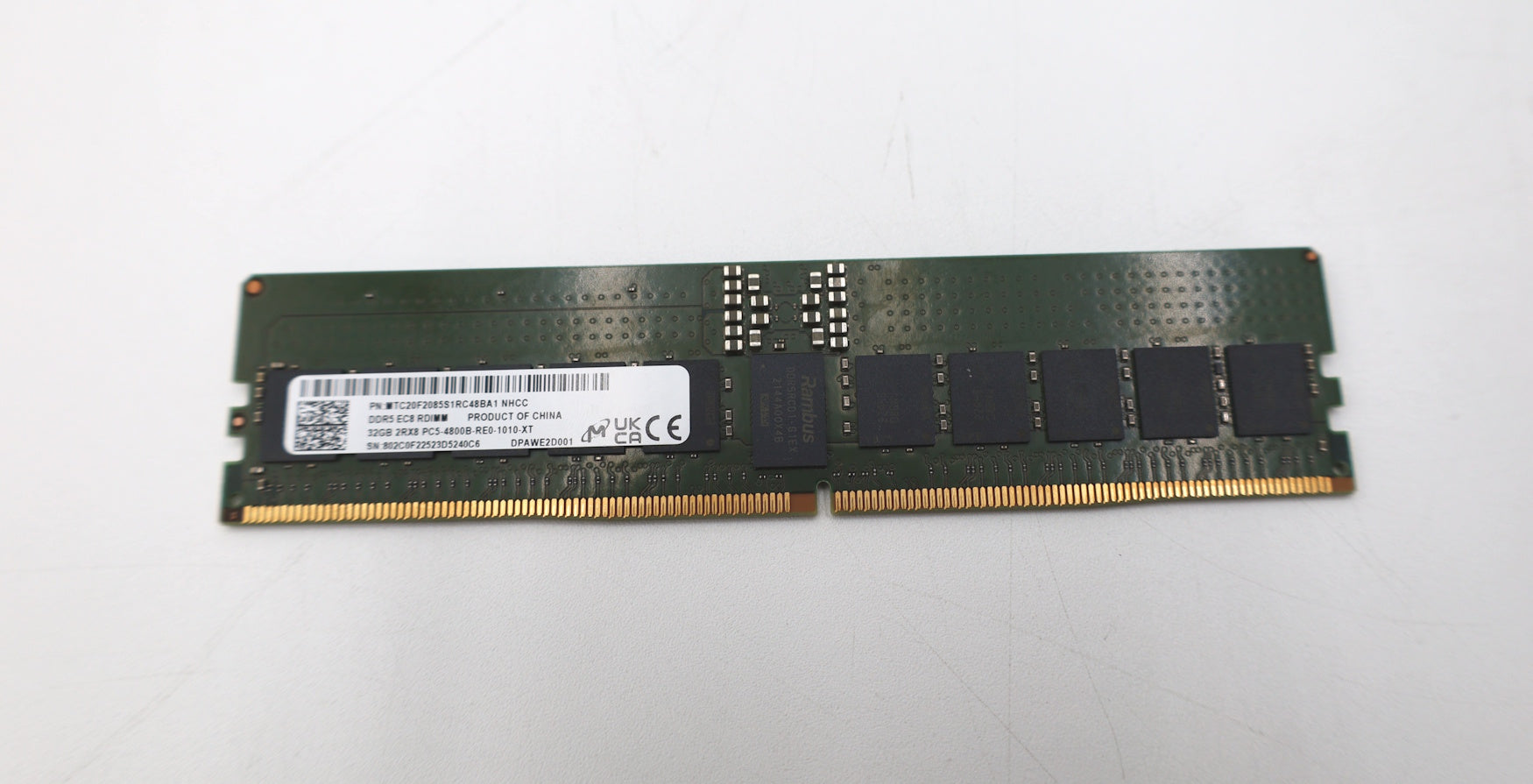 Micron 32GB Server RAM 2Rx8 PC5-4800B (MTC20F2085S1RC48BA1)