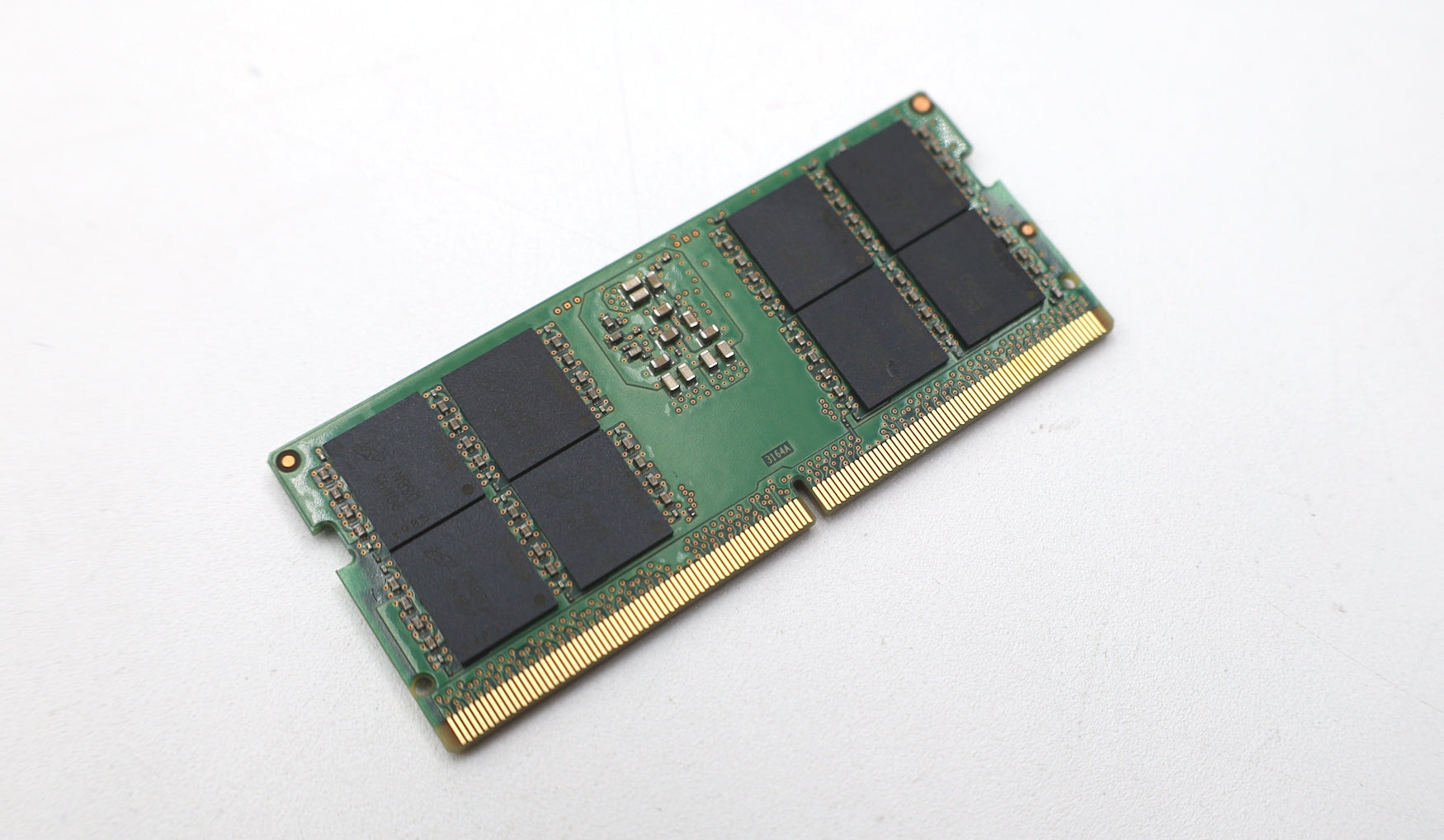 Micron 32GB (1x32GB) DDR5 PC5-4800B SODIMM RAM Laptop Memory MTC16C2085S1SC48BA1