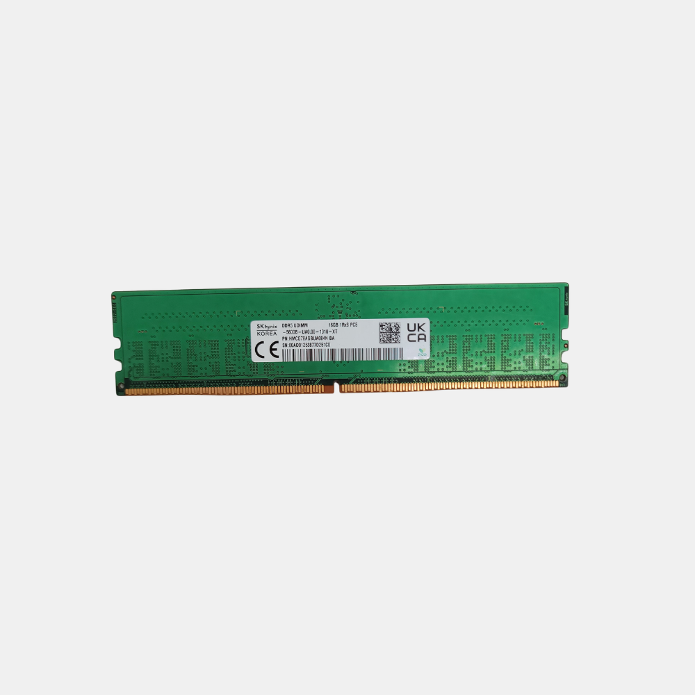 SK Hynix HMCG78AGBUA084N 16GB 5600B DDR5 UDIMM Memory