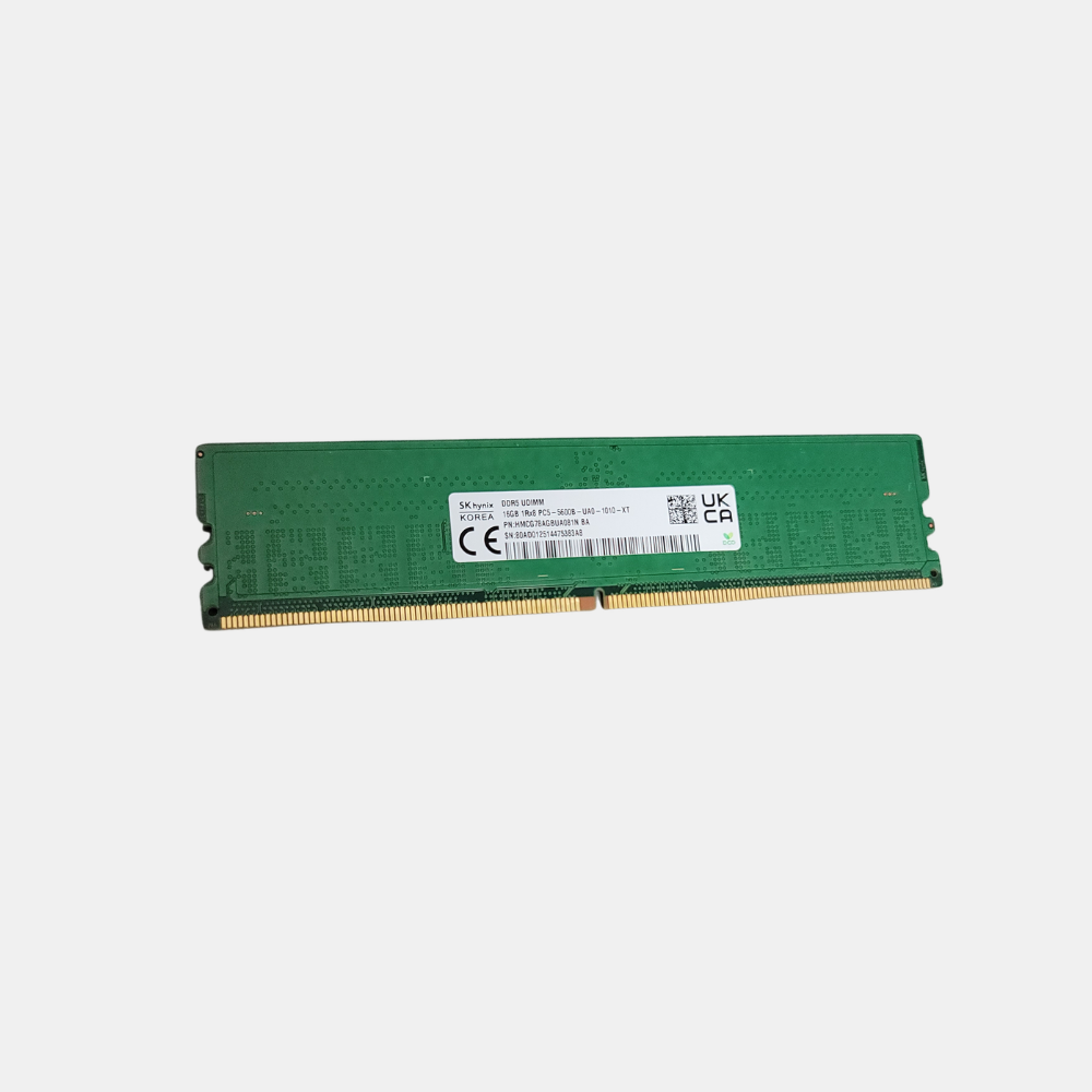 SK Hynix HMCG78AGBUA081N 16GB 5600B DDR5 UDIMM Memory