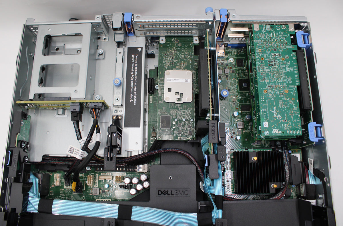 Dell PowerEdge R740xd 24SFF w/ 2x Intel Xeon Gold 6152 & 2x 1100w PSU *NO RAM - NO HDD Caddies*